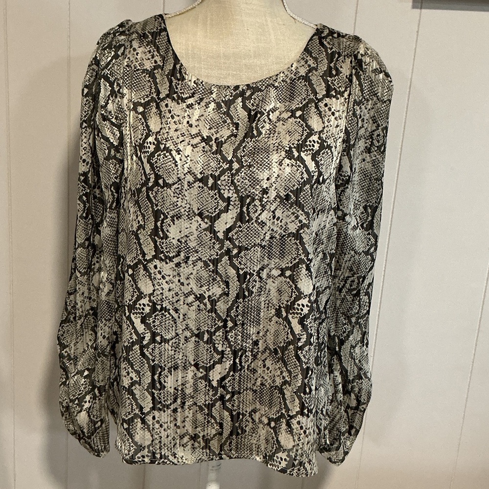Vici Snake Print Long Sleeve Blouse - Black & White